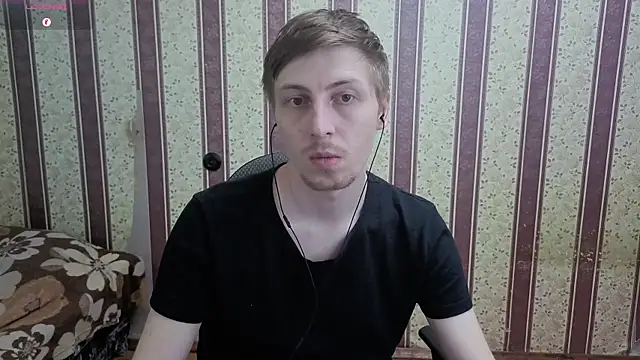 Darien_Brown: απευθείας συνομιλία ΧΧΧ