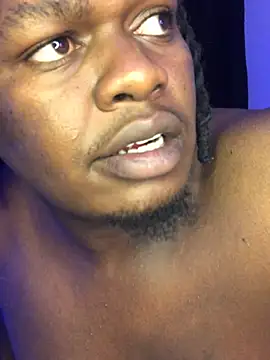 NotsopureのライブXXXチャット