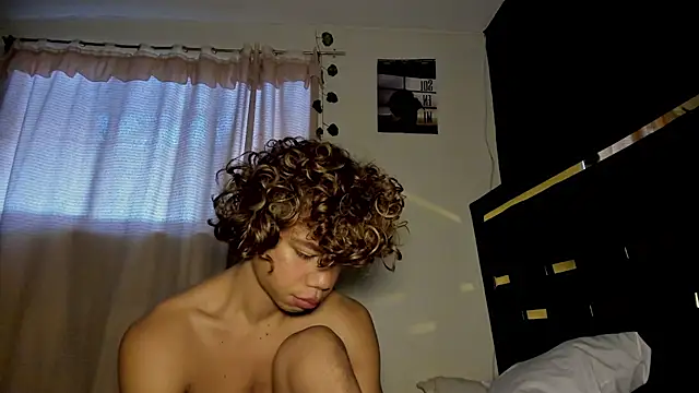 DanteAndKyle's Live XXX Chat