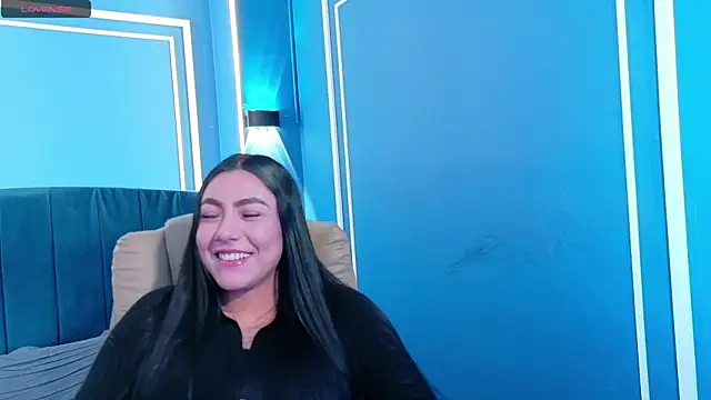 Megara_25 Live XXX-chat