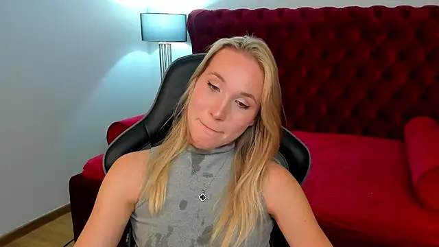 ElaraVoltage – Live XXX-chat