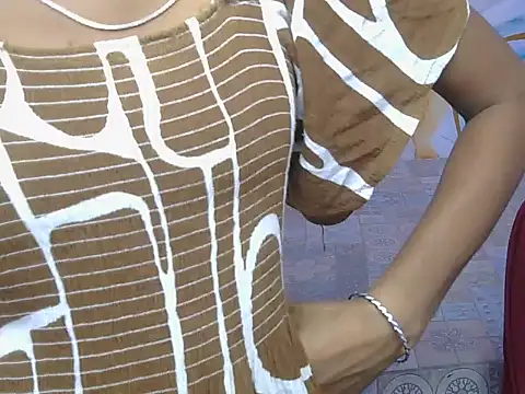 Yours-ira Live XXX Chat