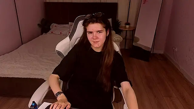 Rita_Addams élő XXX-chatje