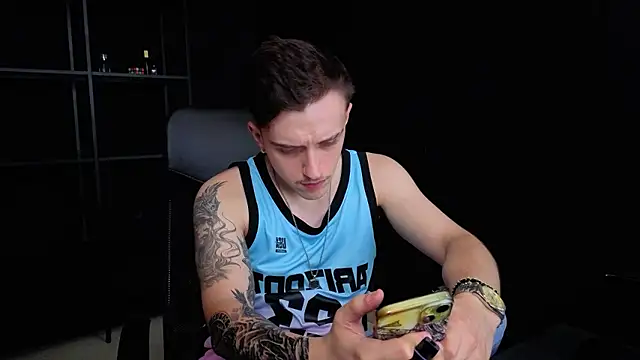 Chat XXX Live FelixStarkk