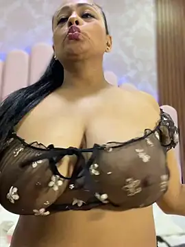 sofia_xxx02's Live XXX Chat