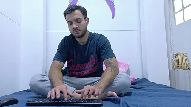 دردشة Santhiago_Jonnes الجنسية المباشرة