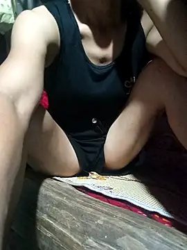 Hillary-01's Live XXX Chat