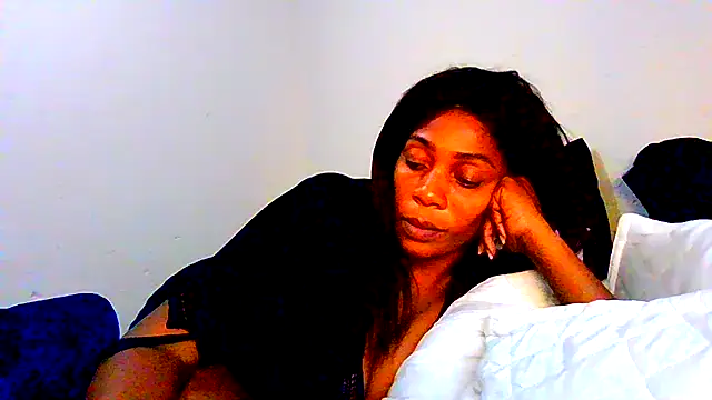 צ'אט XXX בשידור חי של TALLnBEAUTY