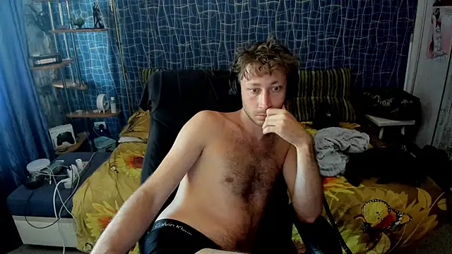 XXX chat uživo modela CuteBoy228