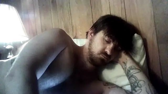 WyattL96 Show in webcam