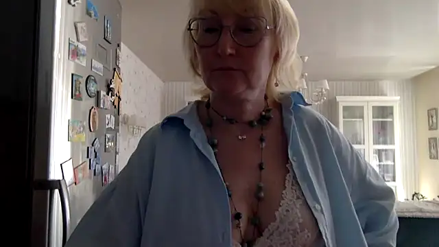 Zeyona Live XXX Chat