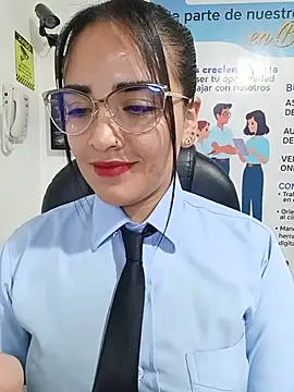 MAYE__13's Live XXX Chat