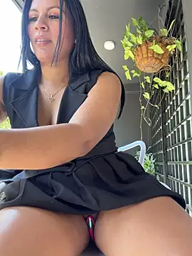 Sofia_Convers Adlı Modelin Canlı XXX Sohbeti