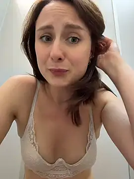 Dina_Tease Adlı Modelin Canlı XXX Sohbeti