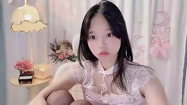 Yanys521 Obrolan Langsung XXX
