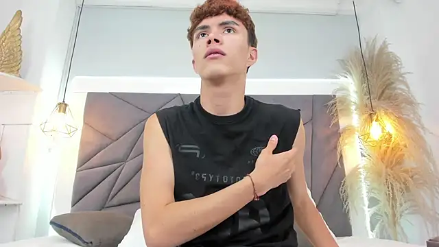 XXX chat uživo modela ErickDelRio