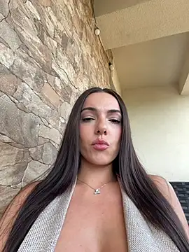 Rileysim88 Adlı Modelin Canlı XXX Sohbeti