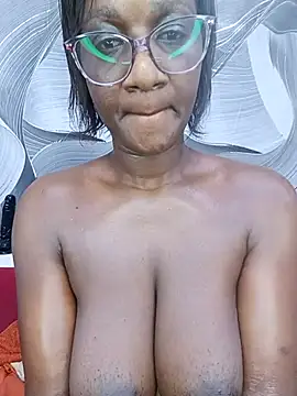 BLACKGODDESS78 – Live XXX-chat