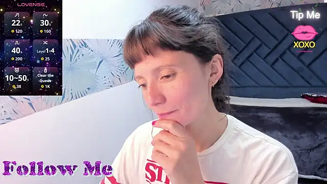 Valery_More__'s Live XXX Chat
