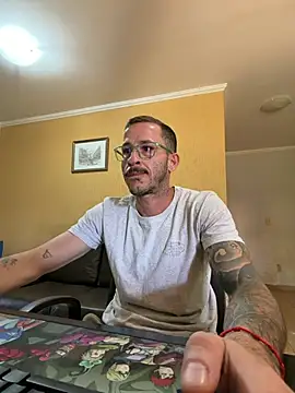 Chat +18 de MeladoDiMel ao vivo