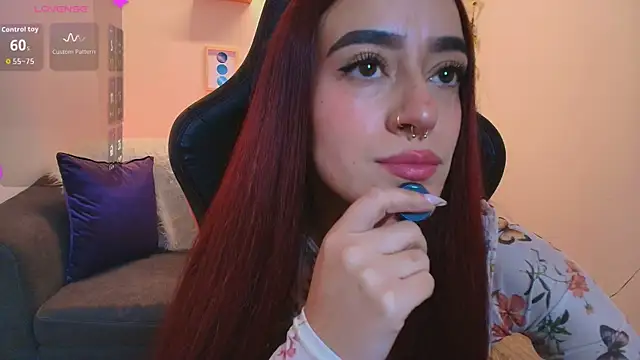 ViolethRosse Adlı Modelin Canlı XXX Sohbeti