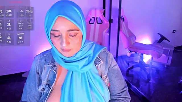 HijabiMilff Chat XXX in diretta