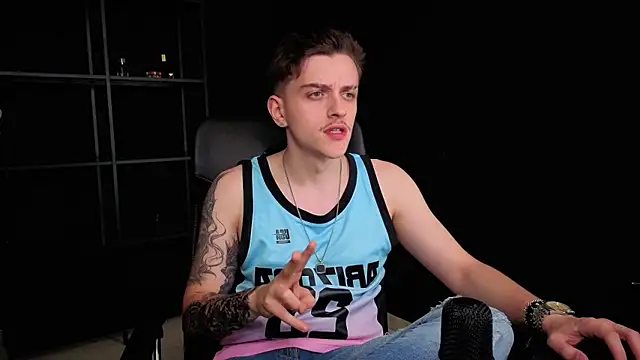 Chat XXX en directo de FelixStarkk