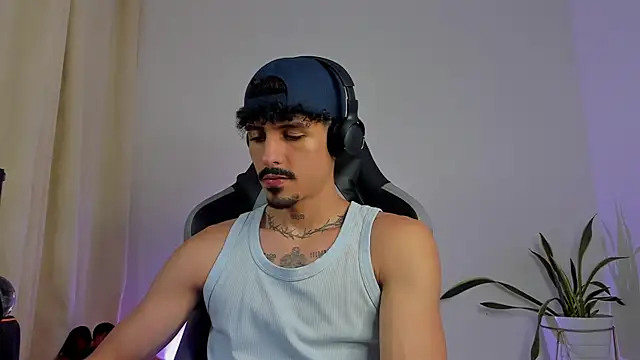 Lukeetaylor Live XXX-chat