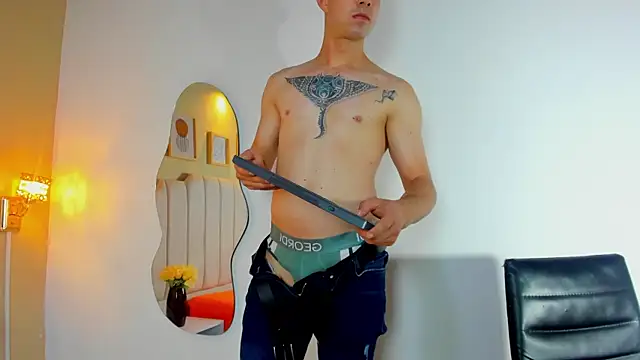 ClarkKush Adlı Modelin Canlı XXX Sohbeti
