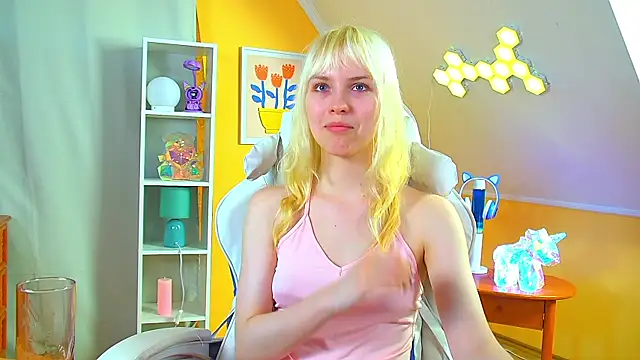 Chat +18 de HannahHollis ao vivo