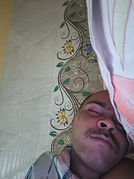 Vickyrajput009 élő XXX-chatje