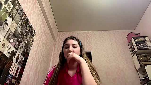 Chat +18 de JanineThielman ao vivo