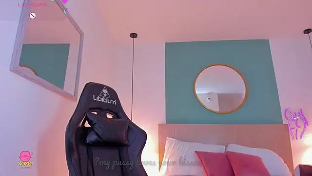 Онлайн чат XXX lucy_blue28