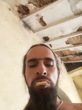 hairy_mannn Adlı Modelin Canlı XXX Sohbeti