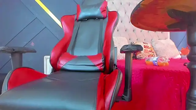 LicyEvans1 – Live XXX-chat