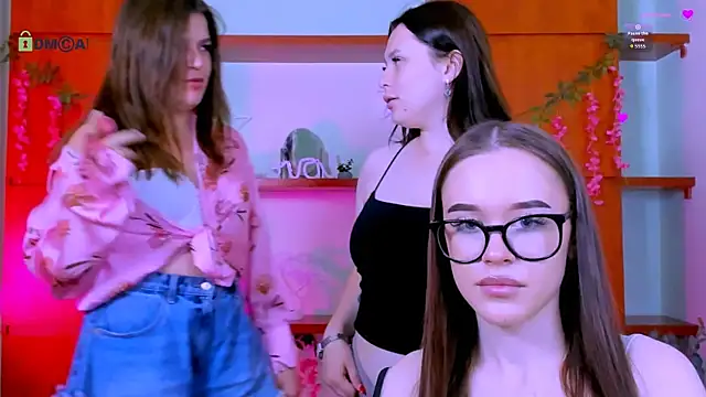 Онлайн чат XXX nila_eclipse