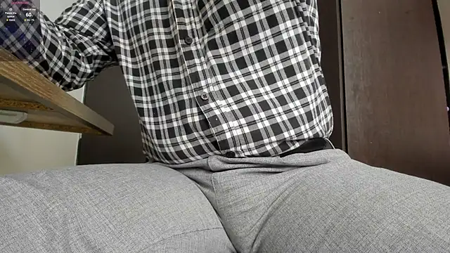 צ'אט XXX בשידור חי של Hairy_Dad86