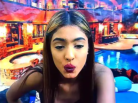 IndianPretty14u2Luv 现场XXX聊天