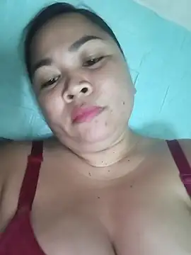 Sweetlorie_83's Live XXX Chat