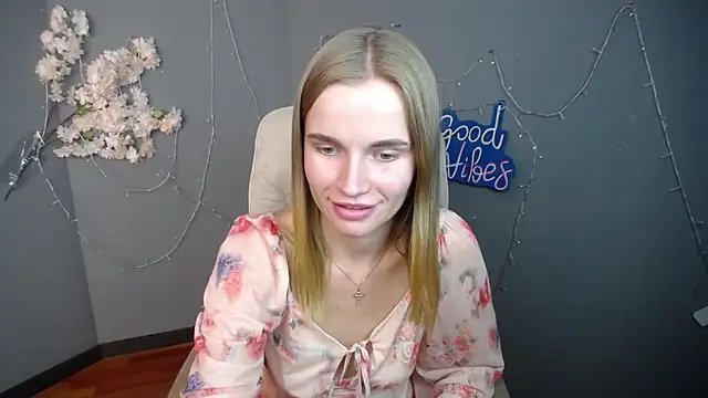 MargaritaKiss élő XXX-chatje