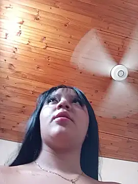 Chat +18 de Katy_RoseX ao vivo