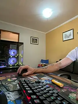 צ'אט XXX בשידור חי של MeladoDiMel
