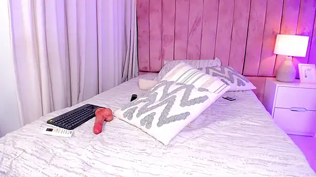 Elizabeth_rochee Chat XXX live