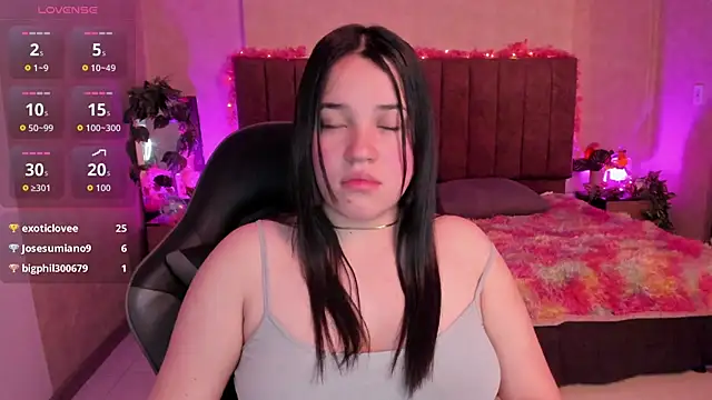 XXX chat uživo modela Julieth_Caandy