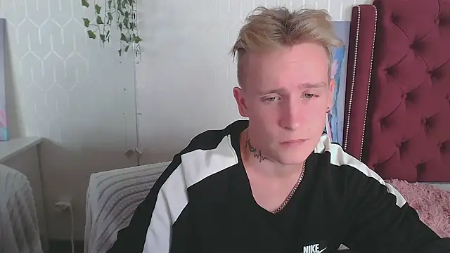 _AlexHot_ – Live XXX-chat