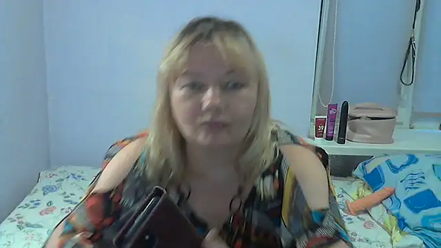 Lusi-777 élő XXX-chatje