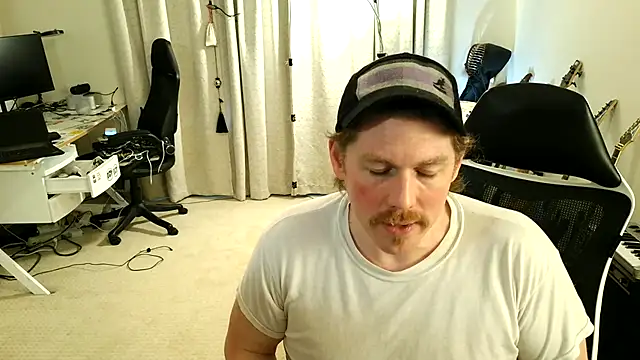 Check-Mate's Live XXX Chat