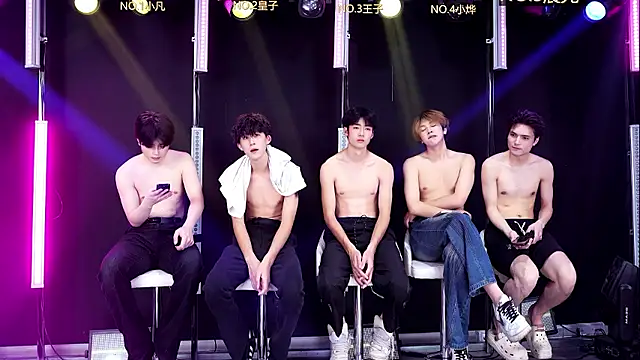XT-YYDS-001's Live XXX Chat