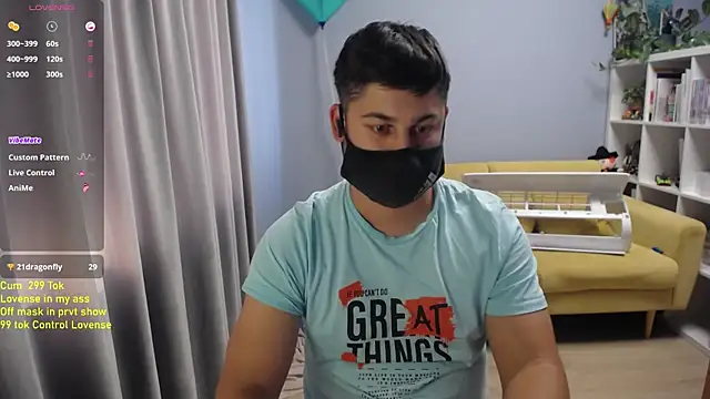 Chat XXX en directo de Tomguys