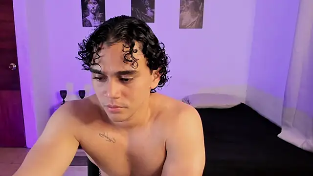 Chat +18 de mateo_jack ao vivo